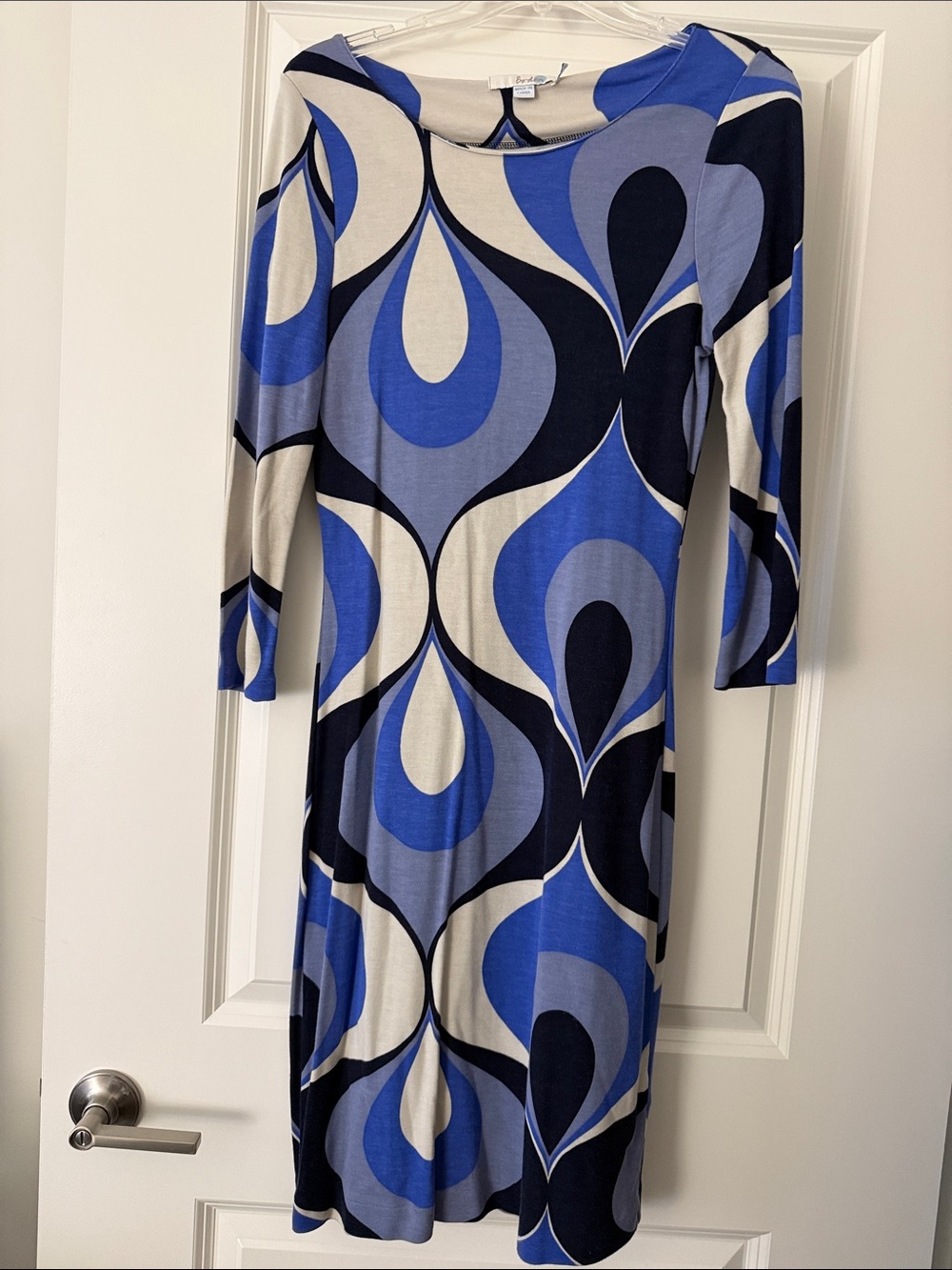 Boden women’s size 4 Blue Graphic knit 3/4 Sleeve Women’s Dress
